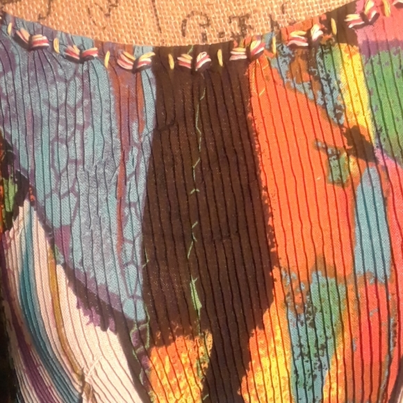 Elysee Top - Picture 4 of 5